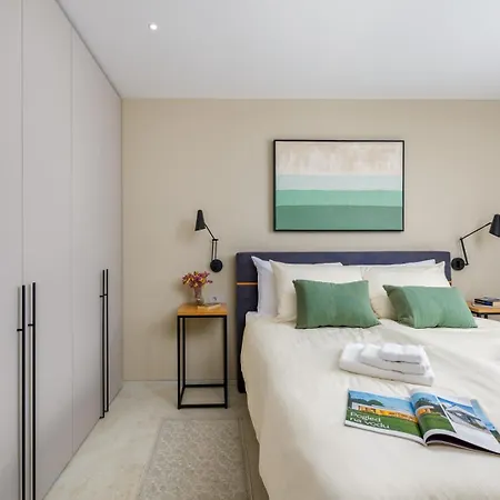 Castanea By Villsy Villa