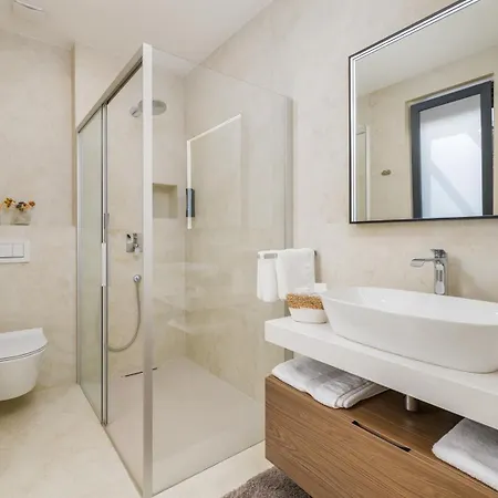 Castanea By Villsy Villa Pazin