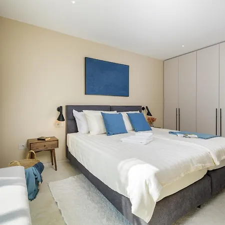 Villa Castanea By Villsy